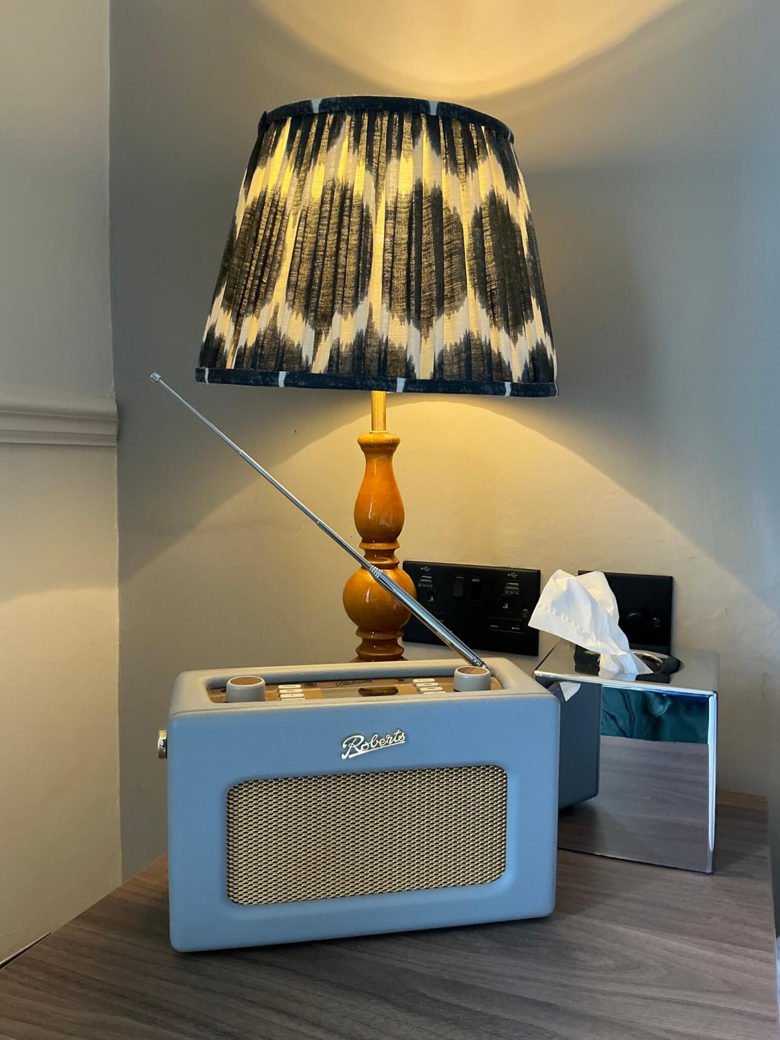 The White Hart Royal Hotel Moreton in Marsh Inn Room Features That Make You Smile scaled